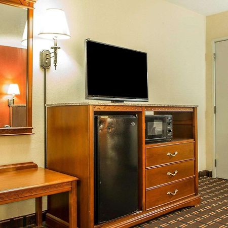 Rodeway Inn Montpelier Экстерьер фото