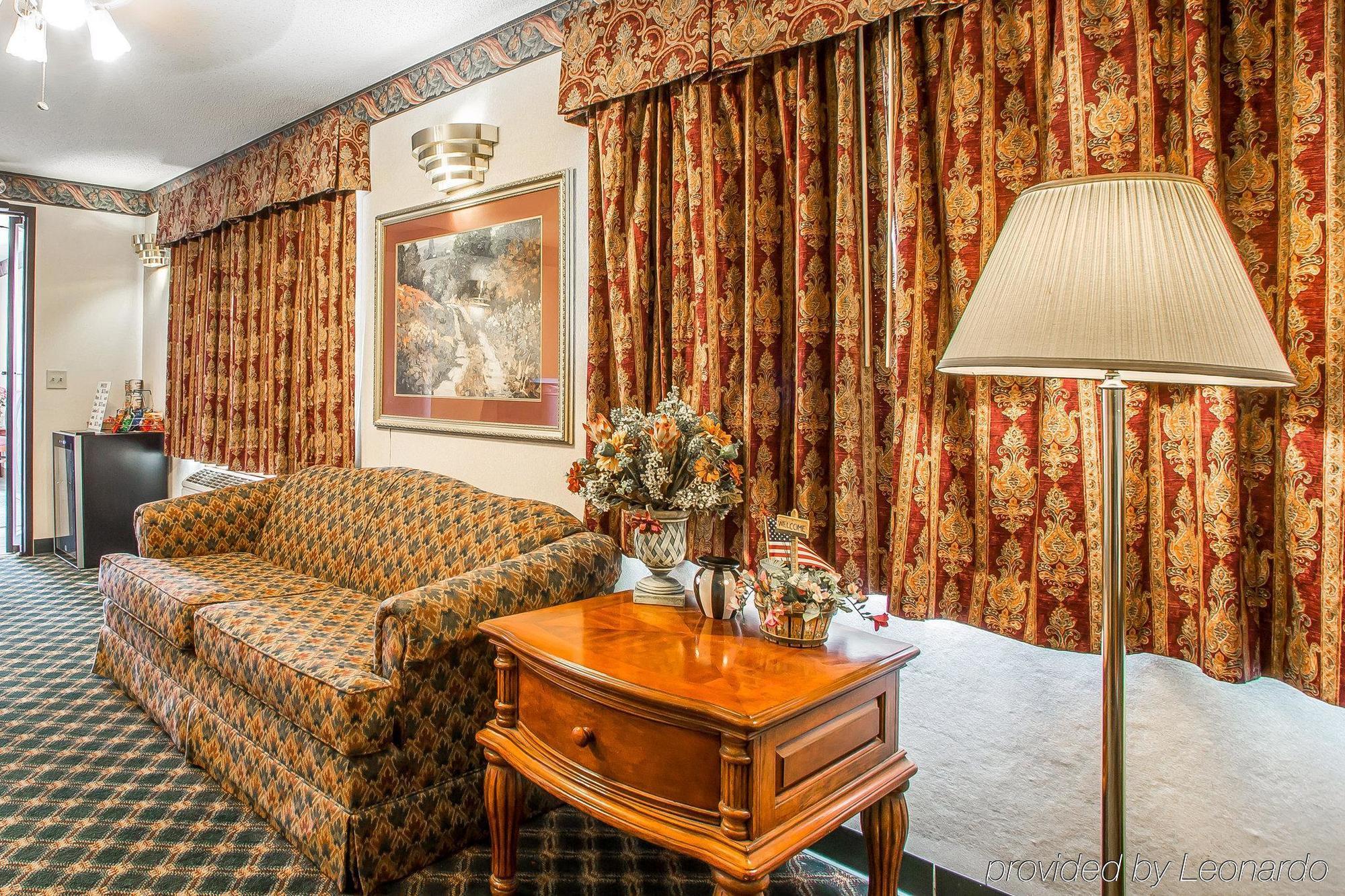 Rodeway Inn Montpelier Экстерьер фото