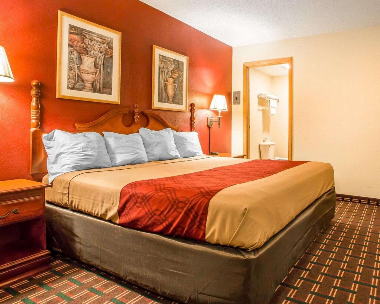 Rodeway Inn Montpelier Экстерьер фото