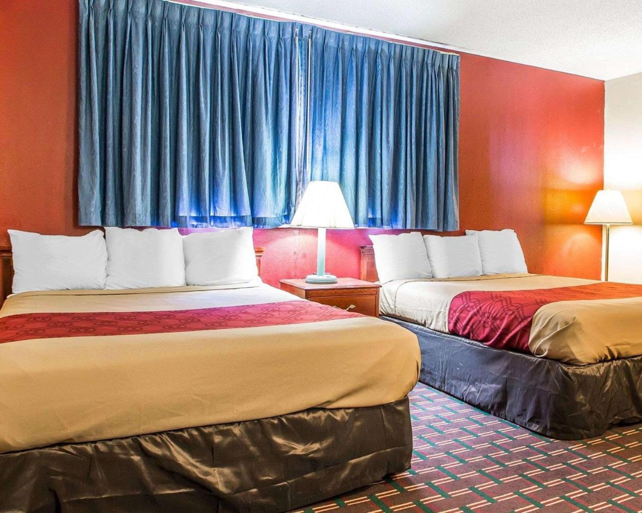 Rodeway Inn Montpelier Экстерьер фото